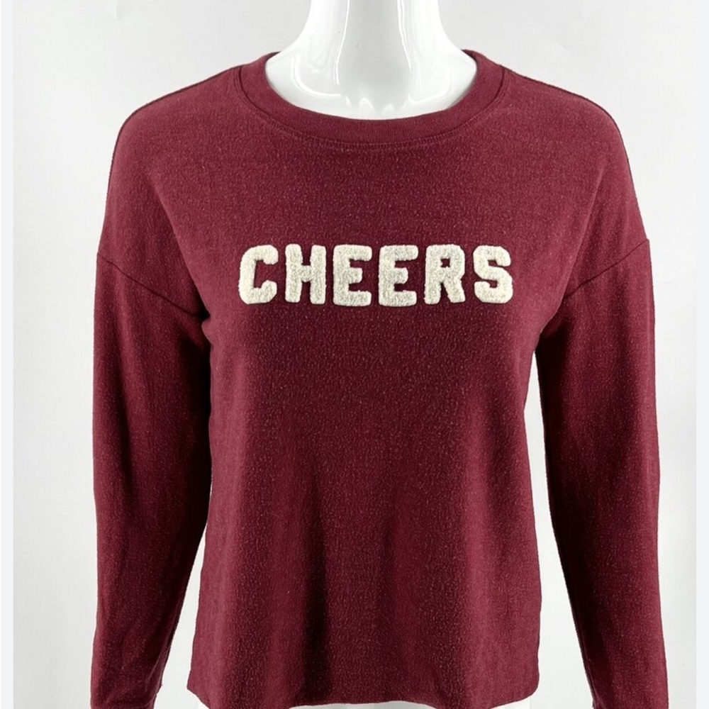 American Eagle cheers sweater
